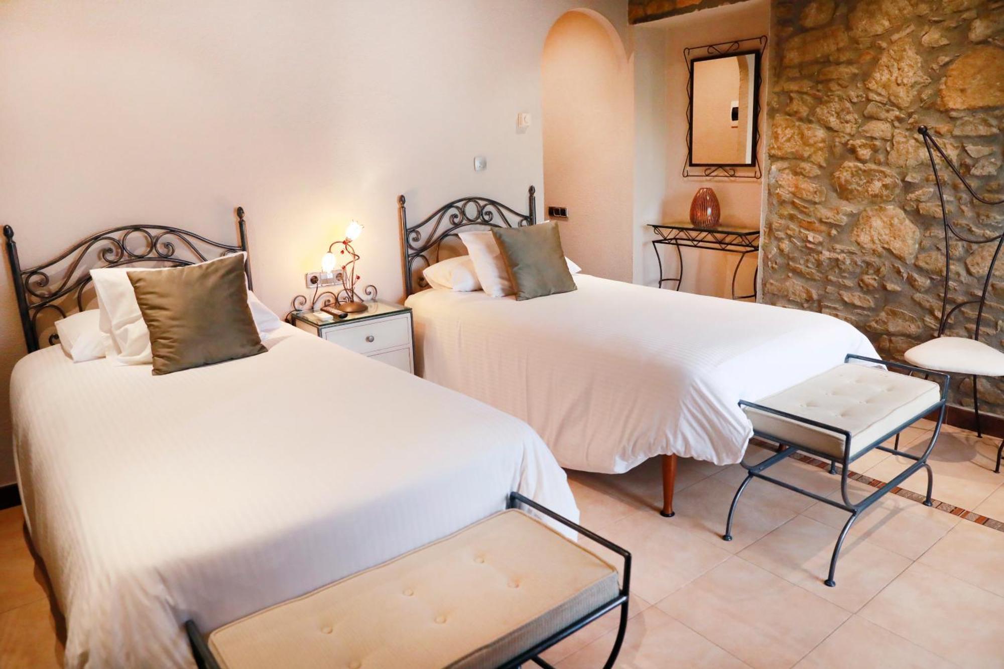 La Violeta Hotel Spa & Chill Out Castelltercol Экстерьер фото